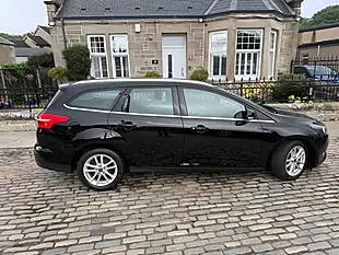Used 2016 Ford Focus Zetec Shadow Black - Interior and Exterior details 4