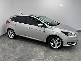 Used 2016 Ford Focus Zetec Silver - Interior and Exterior details 2