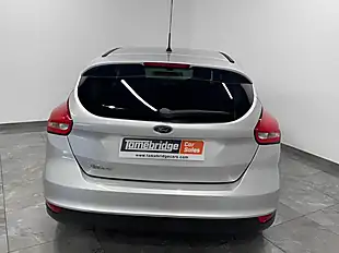 Used 2016 Ford Focus Zetec Silver - Interior and Exterior details 7
