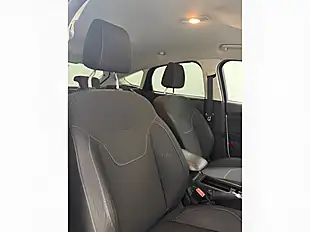 Used 2016 Ford Focus Zetec Silver - Interior and Exterior details 9
