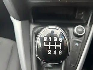 Used 2016 Ford Focus Zetec Silver - Interior and Exterior details 12