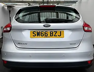 Used 2016 Ford Focus Zetec Silver - Interior and Exterior details 11