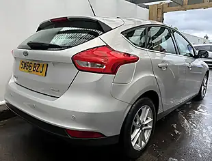 Used 2016 Ford Focus Zetec Silver - Interior and Exterior details 3