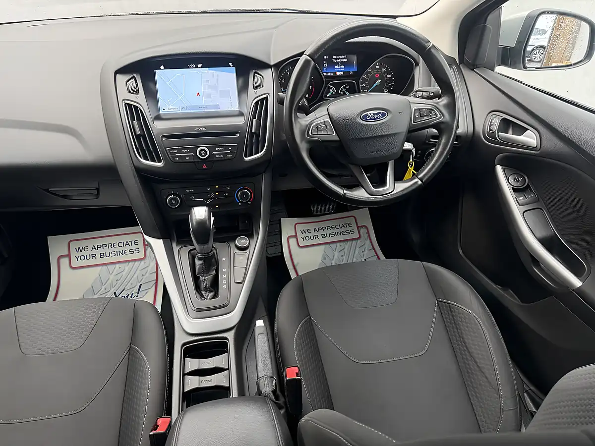 Used 2016 Ford Focus Zetec Silver - Interior and Exterior details 6