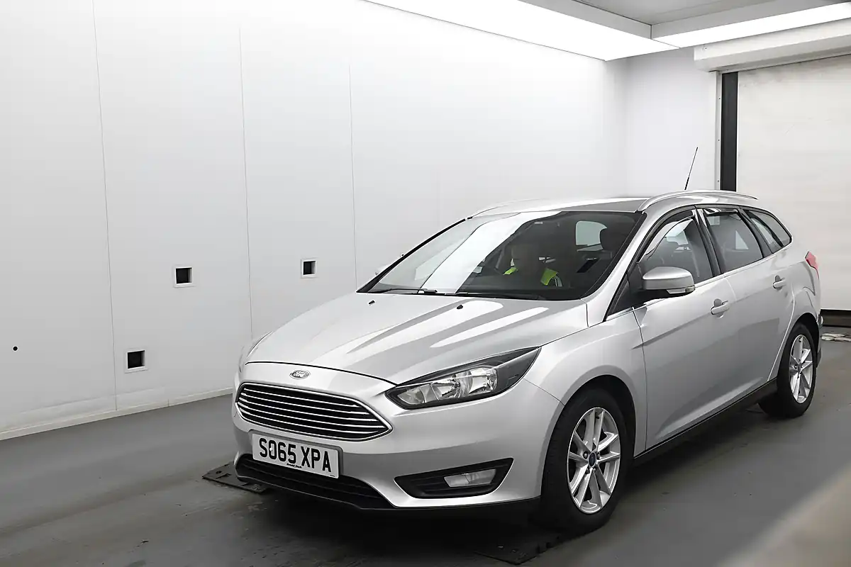 Used 2016 Ford Focus Zetec Silver - Interior and Exterior details 2