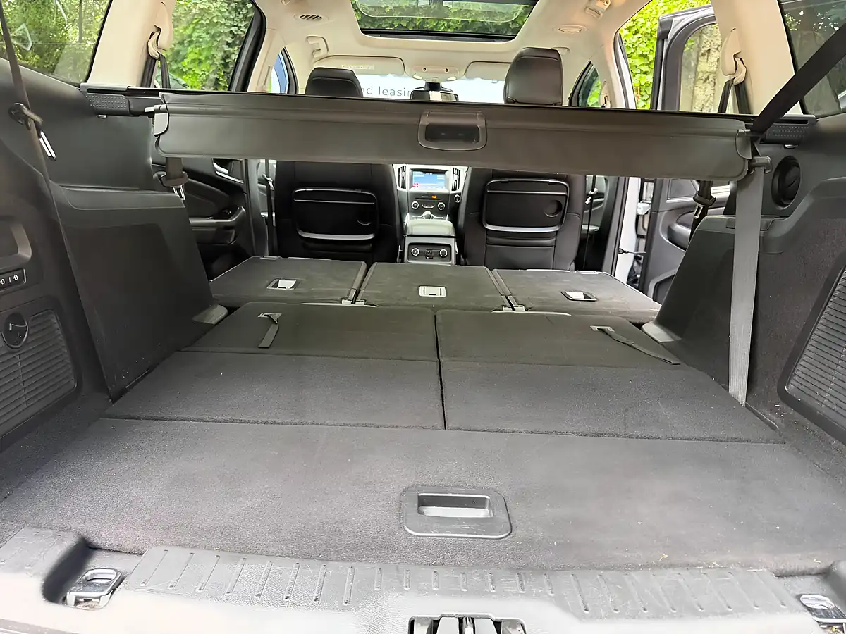 Used 2016 Ford Galaxy Titanium X Silver - Interior and Exterior details 12