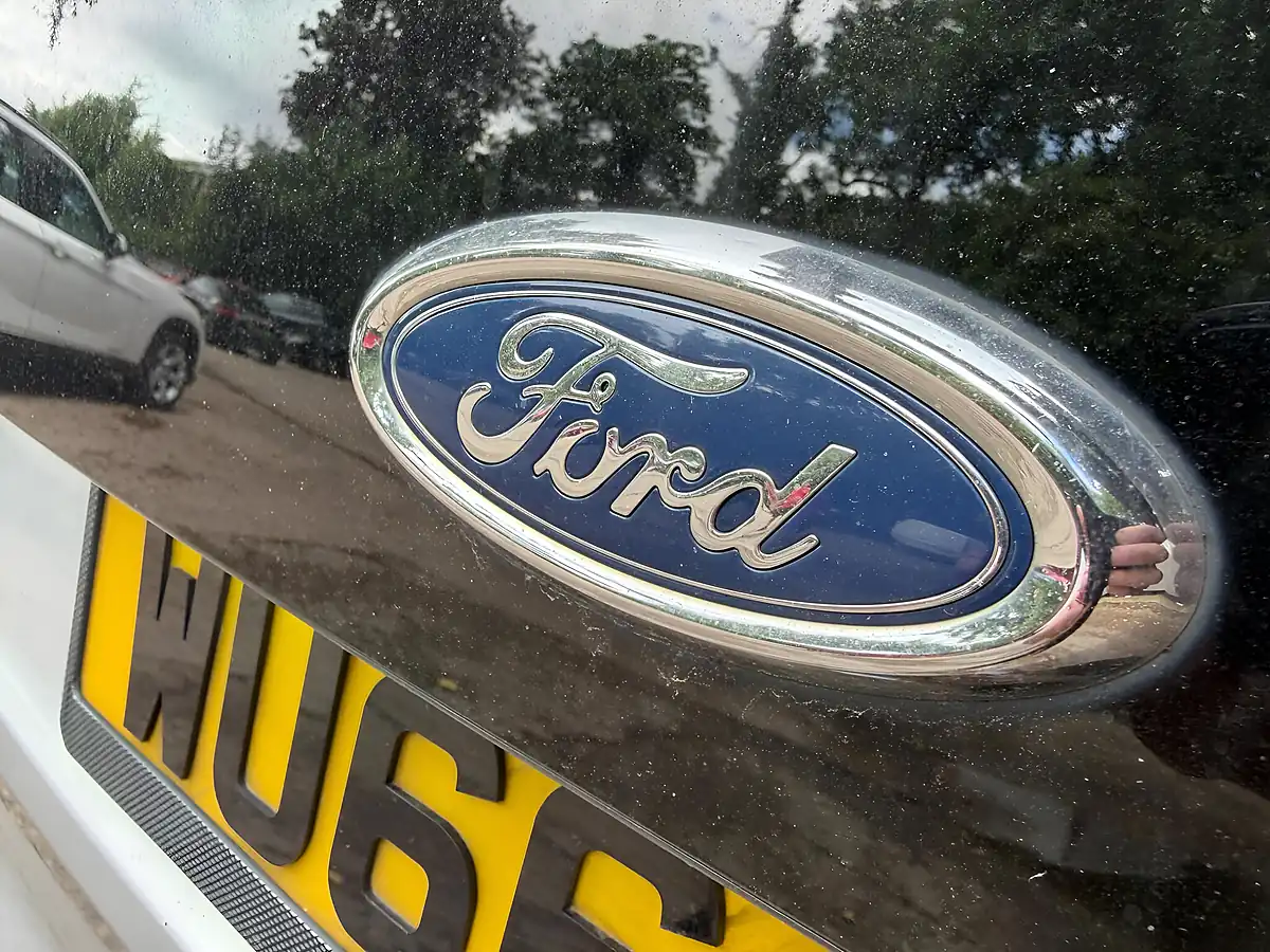 Used 2016 Ford Galaxy Titanium X Silver - Interior and Exterior details 9