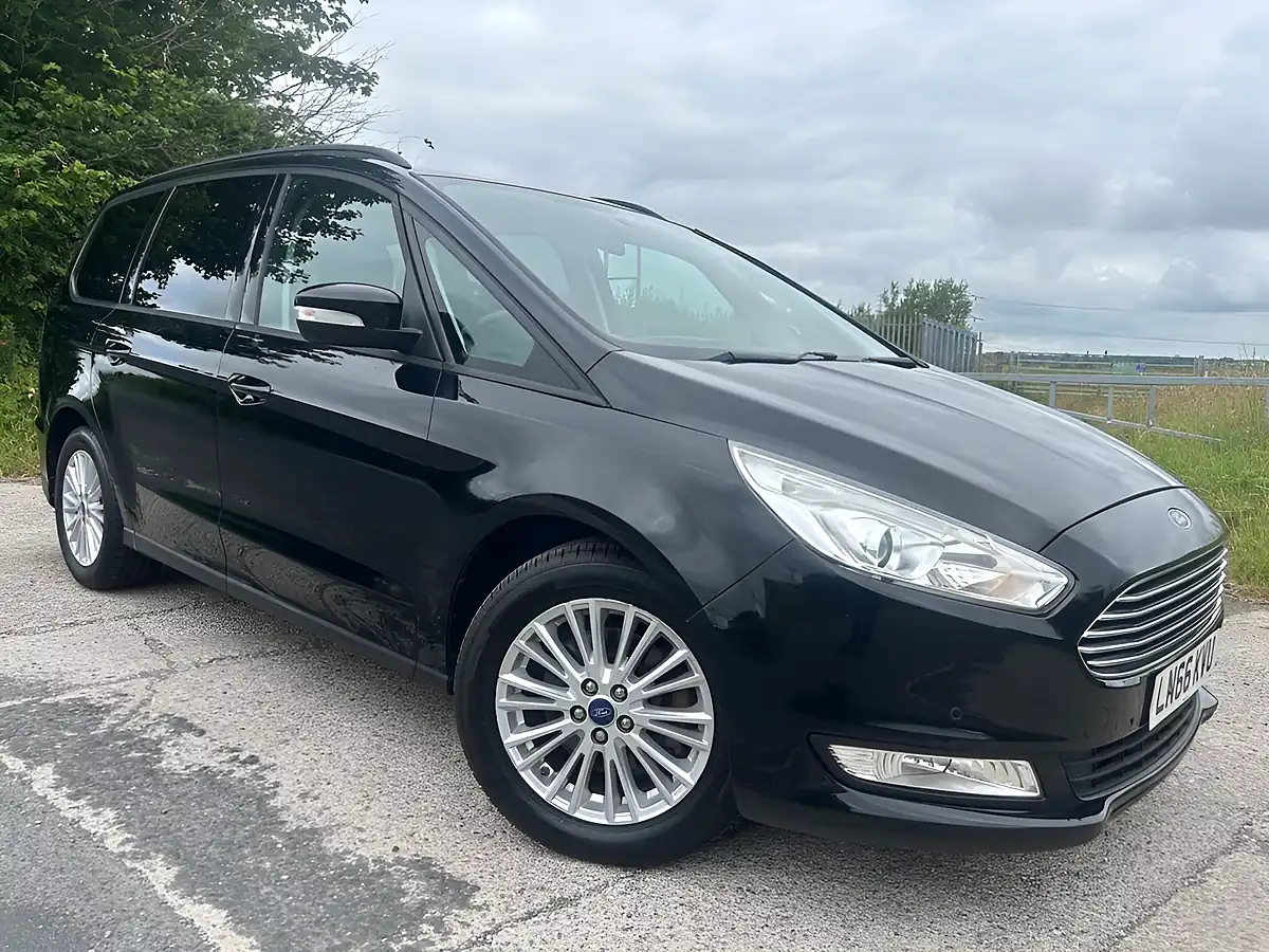 Used 2016 Ford Galaxy Zetec Black - Front View