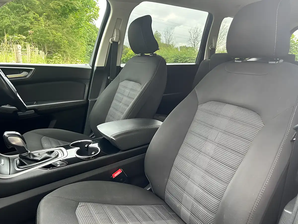 Used 2016 Ford Galaxy Zetec Black - Interior and Exterior details 17