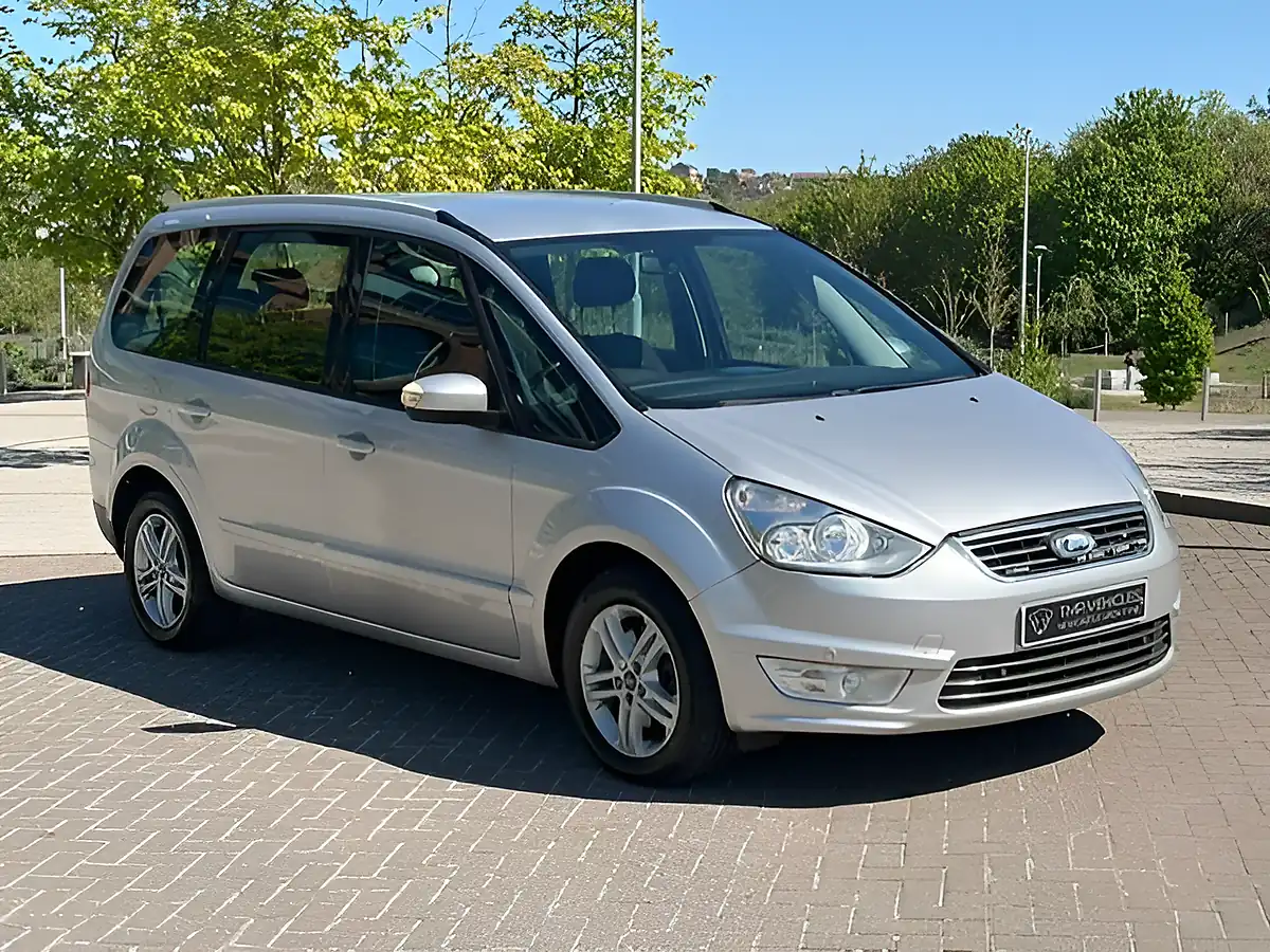 Used 2016 Ford Galaxy Zetec Silver - Interior and Exterior details 2