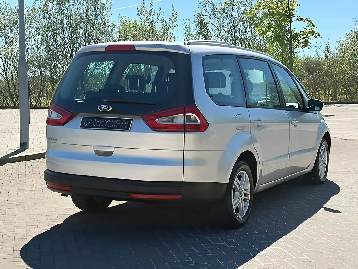 Used 2016 Ford Galaxy Zetec Silver - Interior and Exterior details 7