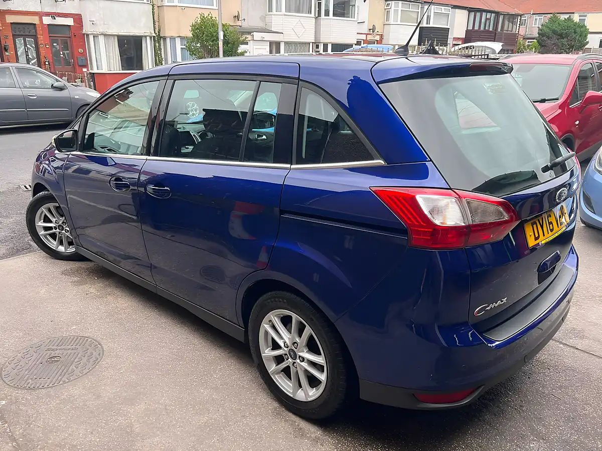 Used 2016 Ford Grand C Max Titanium Ocean Blue Metallic - Interior and Exterior details 5