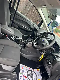Used 2016 Ford Grand C Max Titanium Ocean Blue Metallic - Interior and Exterior details 6