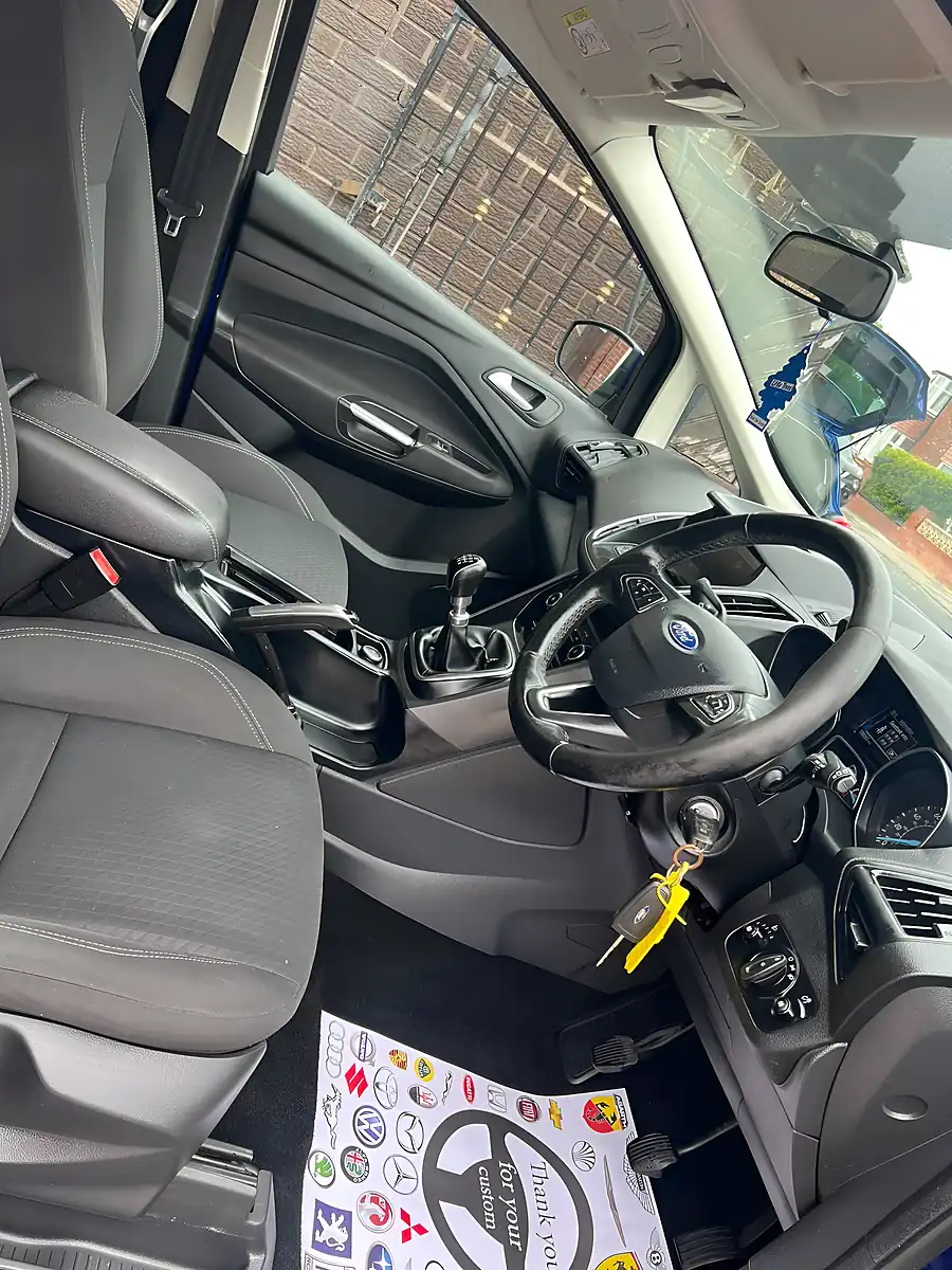 Used 2016 Ford Grand C Max Titanium Ocean Blue Metallic - Interior and Exterior details 6