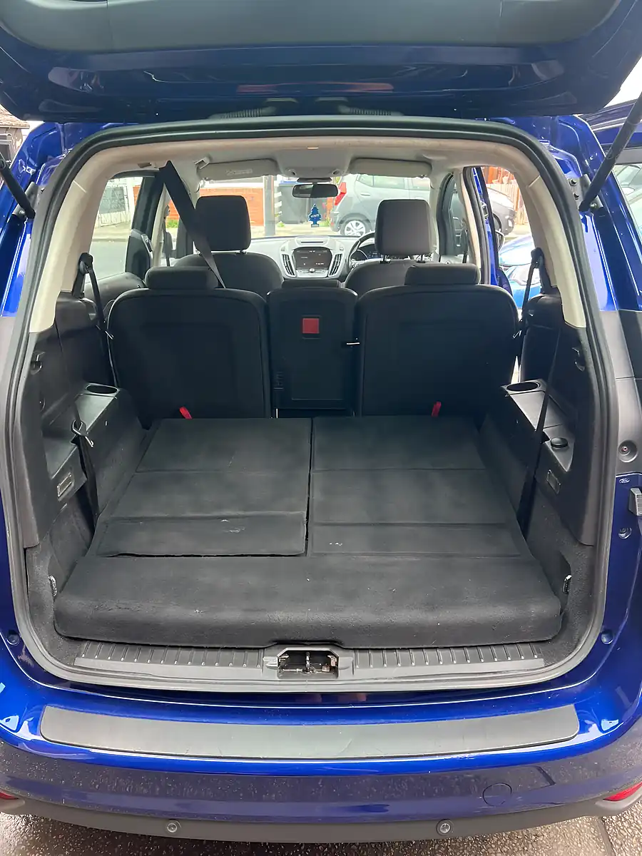 Used 2016 Ford Grand C Max Titanium Ocean Blue Metallic - Interior and Exterior details 9