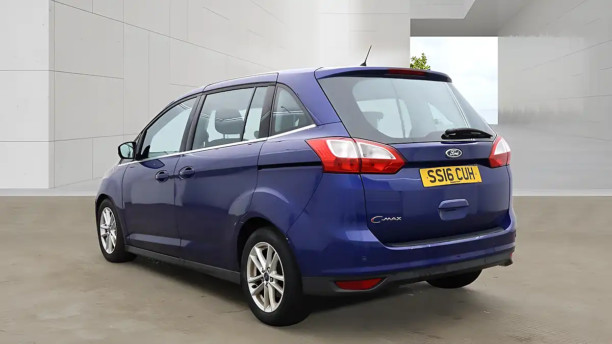 Used 2016 Ford Grand C-Max Zetec Blue - Interior and Exterior details 3