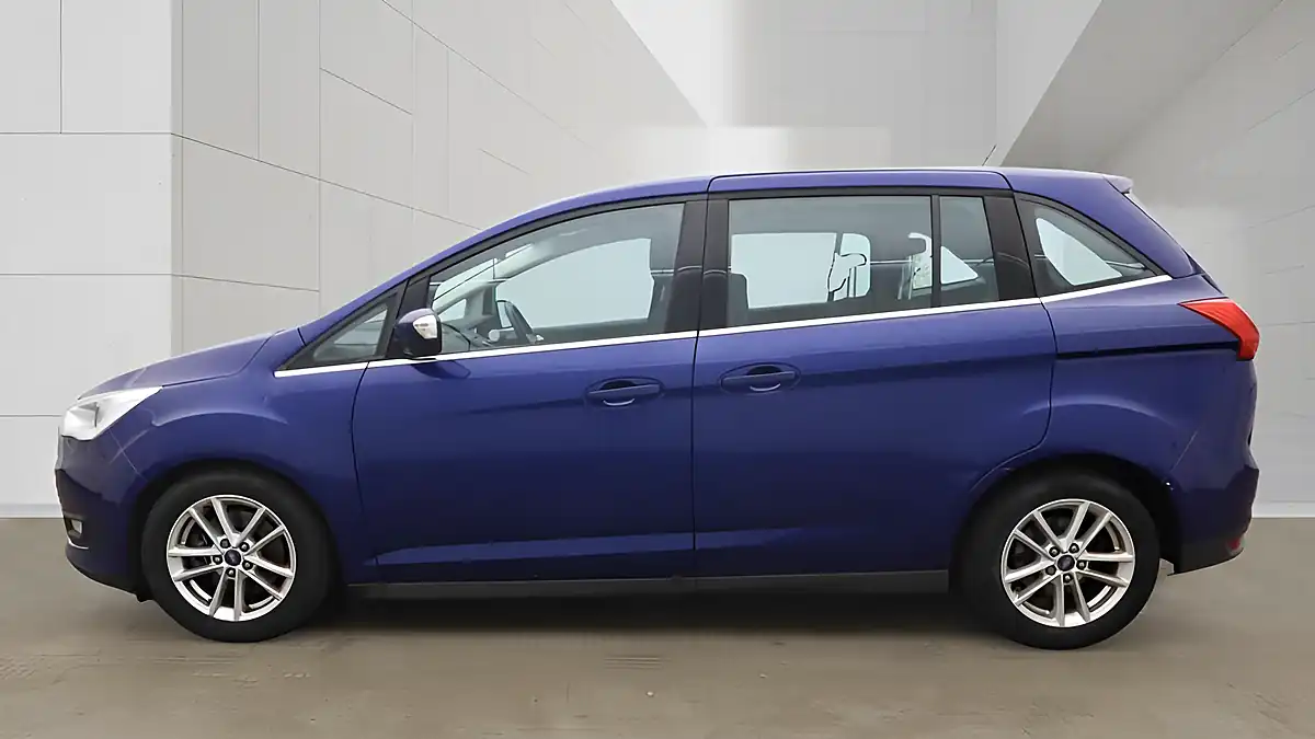 Used 2016 Ford Grand C-Max Zetec Blue - Interior and Exterior details 6