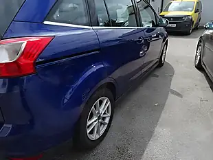 Used 2016 Ford Grand C-Max Zetec Blue - Interior and Exterior details 13