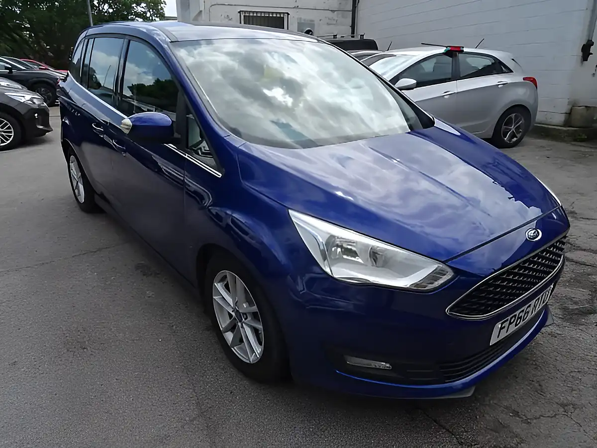 Used 2016 Ford Grand C-Max Zetec Blue - Interior and Exterior details 18