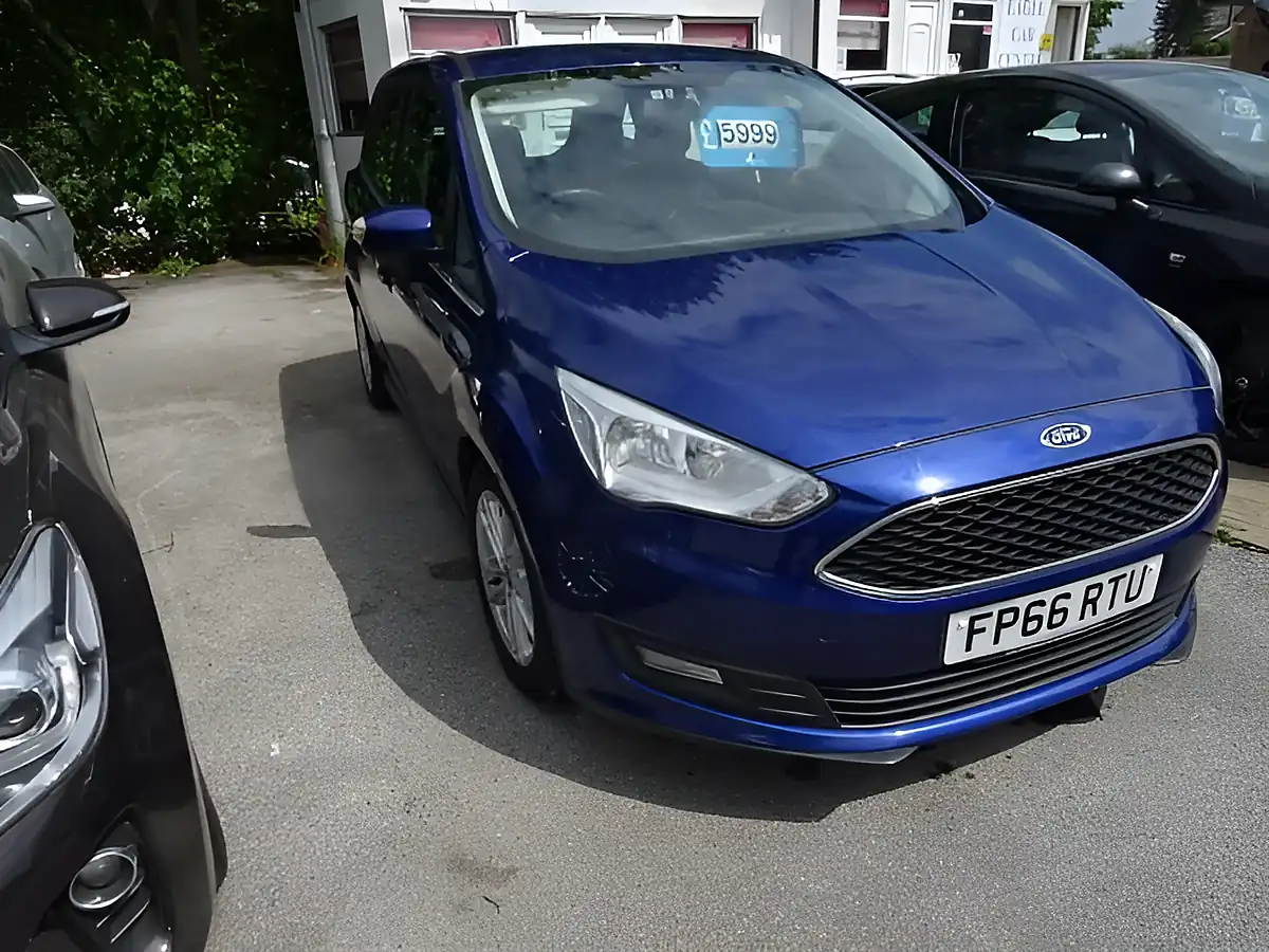 Used 2016 Ford Grand C-Max Zetec Blue - Interior and Exterior details 7