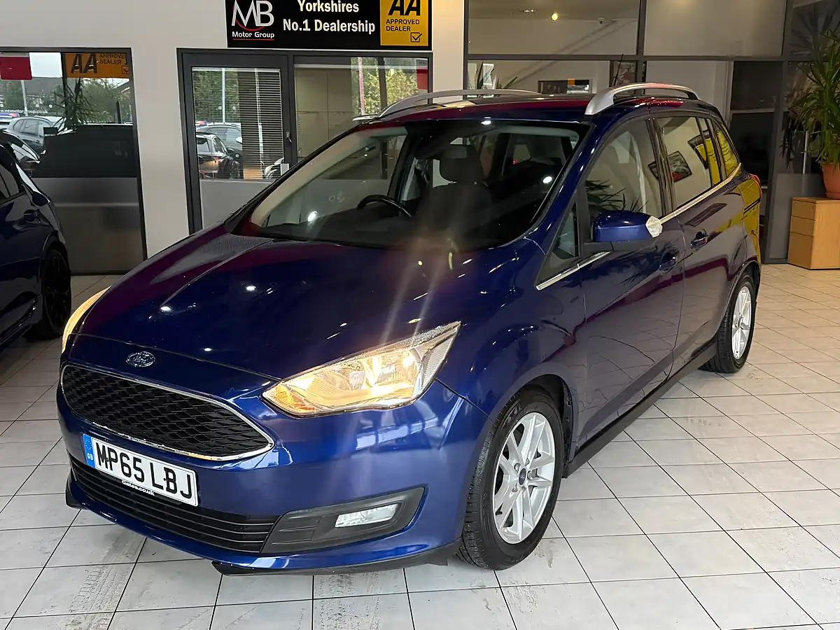 Used 2016 Ford Grand C-Max Zetec Blue - Interior and Exterior details 3