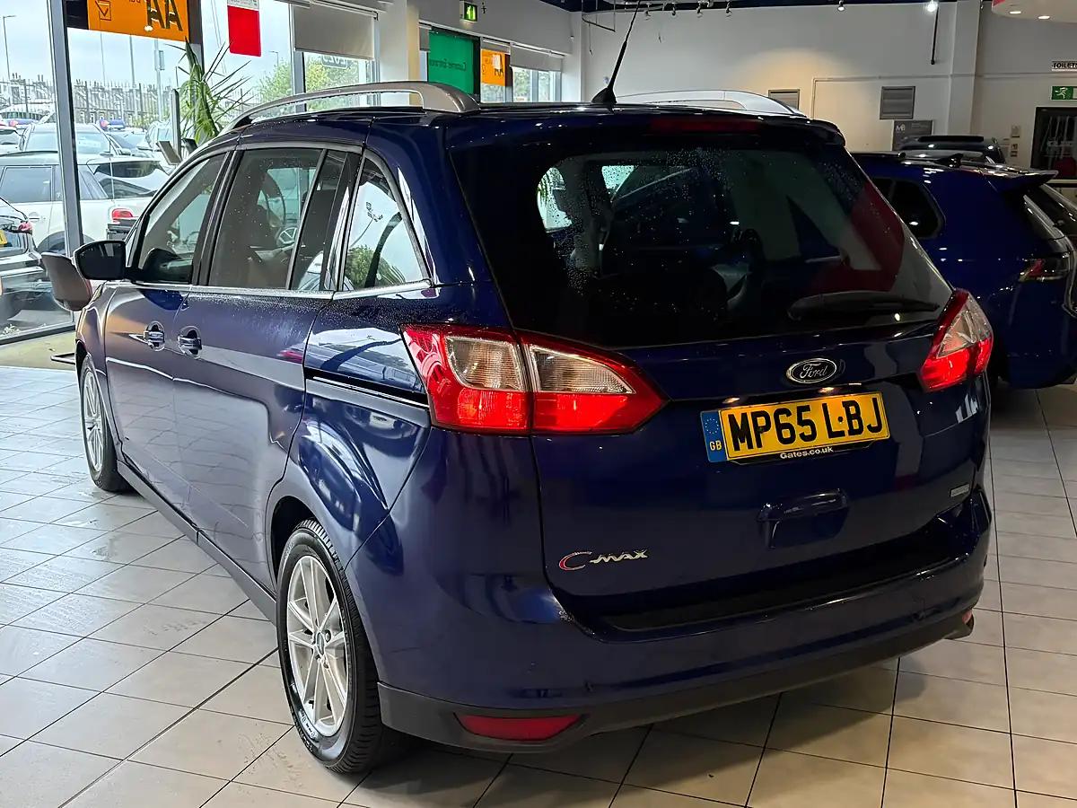 Used 2016 Ford Grand C-Max Zetec Blue - Interior and Exterior details 5