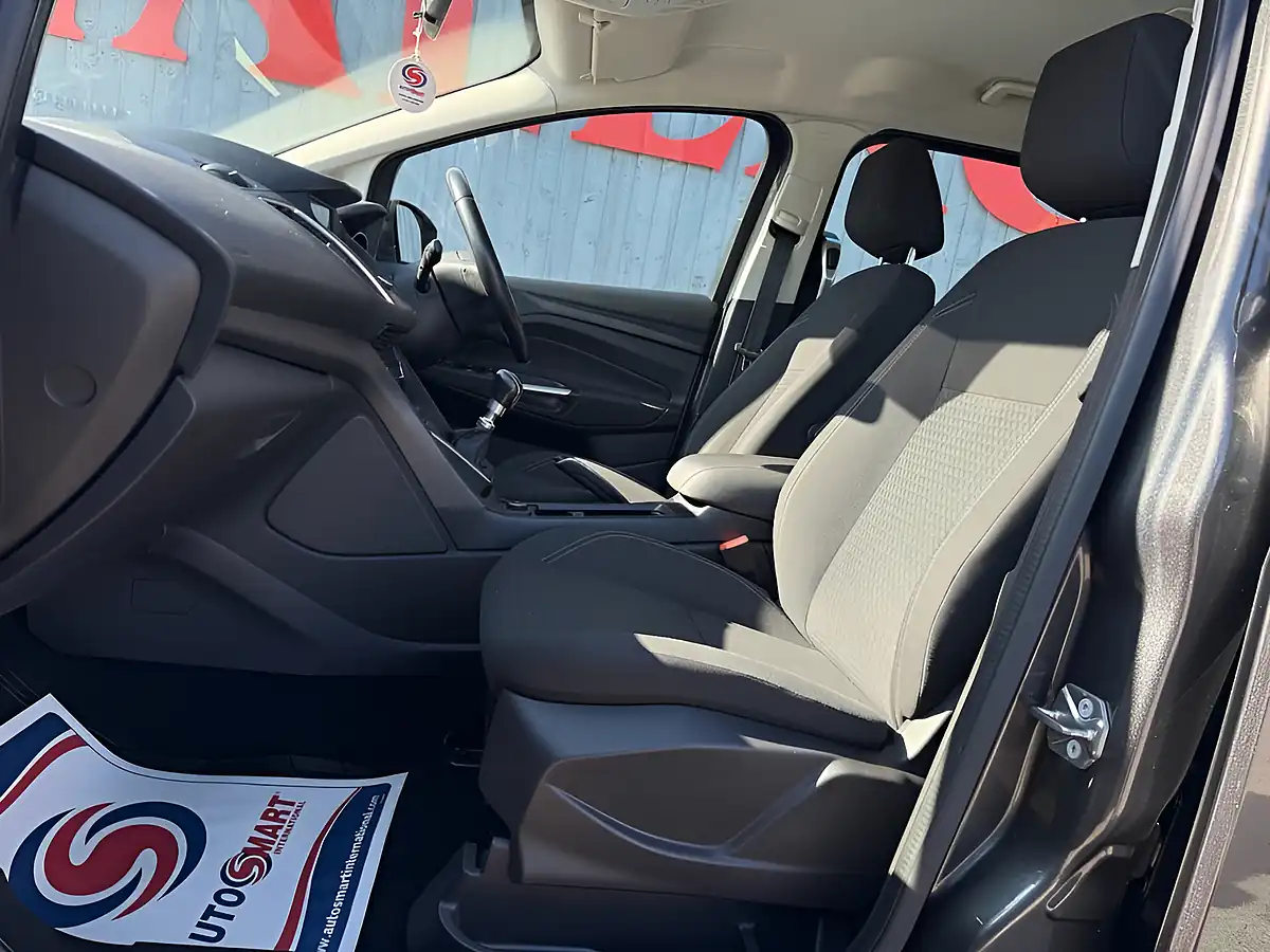 Used 2016 Ford Grand C-Max Zetec Grey - Interior and Exterior details 12