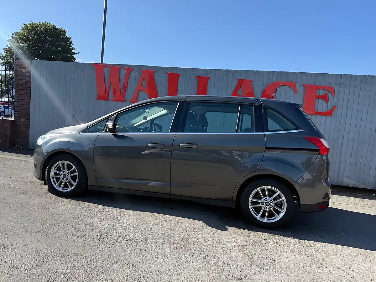 Used 2016 Ford Grand C-Max Zetec Grey - Interior and Exterior details 15