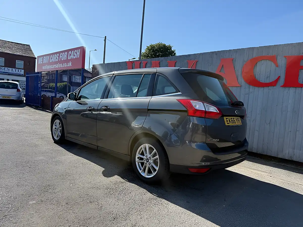 Used 2016 Ford Grand C-Max Zetec Grey - Interior and Exterior details 16