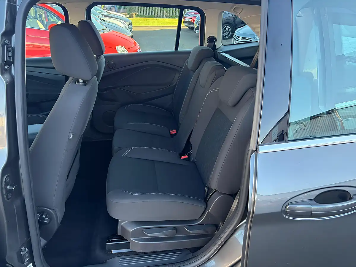 Used 2016 Ford Grand C-Max Zetec Grey - Interior and Exterior details 11