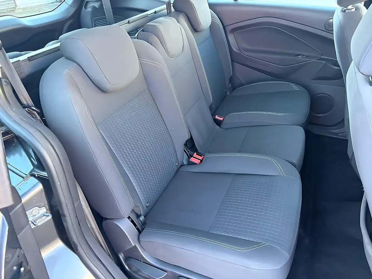 Used 2016 Ford Grand C-Max Zetec Grey - Interior and Exterior details 13