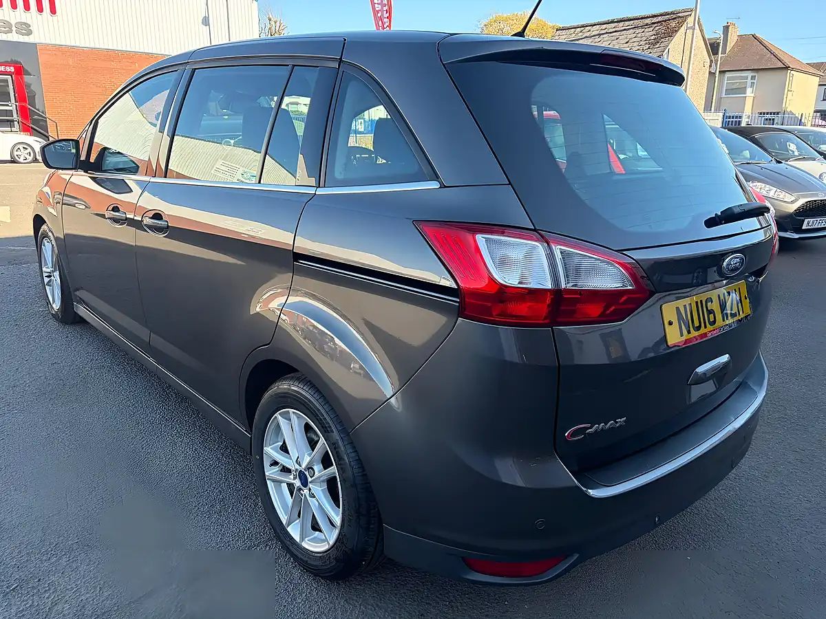 Used 2016 Ford Grand C-Max Zetec Grey - Interior and Exterior details 4