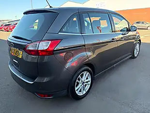 Used 2016 Ford Grand C-Max Zetec Grey - Interior and Exterior details 5