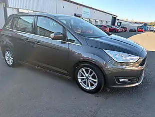 Used 2016 Ford Grand C-Max Zetec Grey - Interior and Exterior details 7