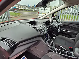 Used 2016 Ford Grand C-Max Zetec Red - Interior and Exterior details 19