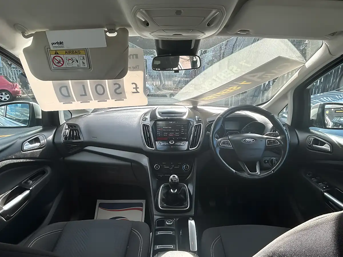 Used 2016 Ford Grand C-Max Zetec Silver - Interior and Exterior details 13