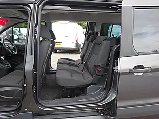 Used 2016 Ford Grand Tourneo Connect Titanium Grey - Interior and Exterior details 10