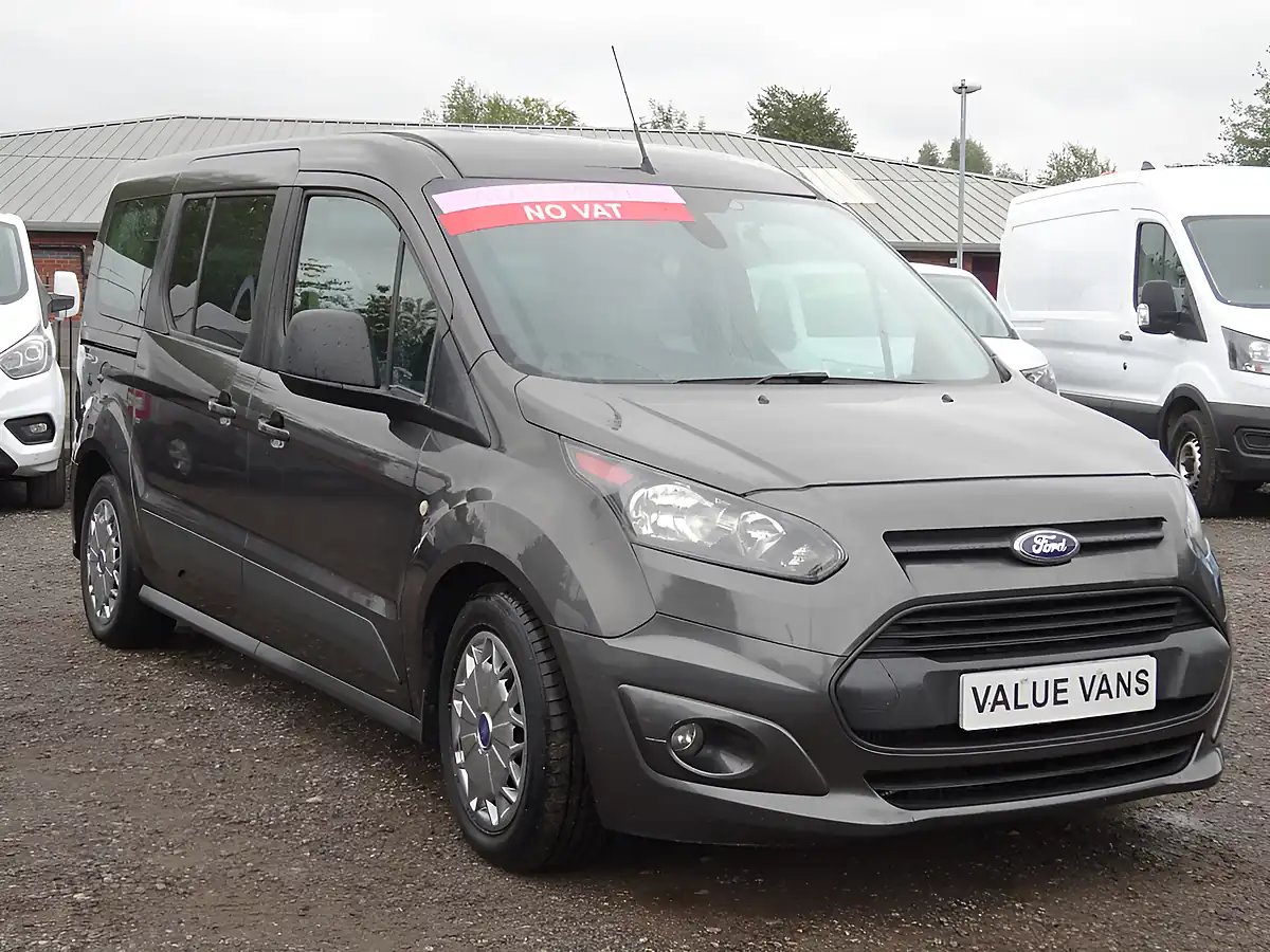Used 2016 Ford Grand Tourneo Connect Titanium Grey - Interior and Exterior details 6