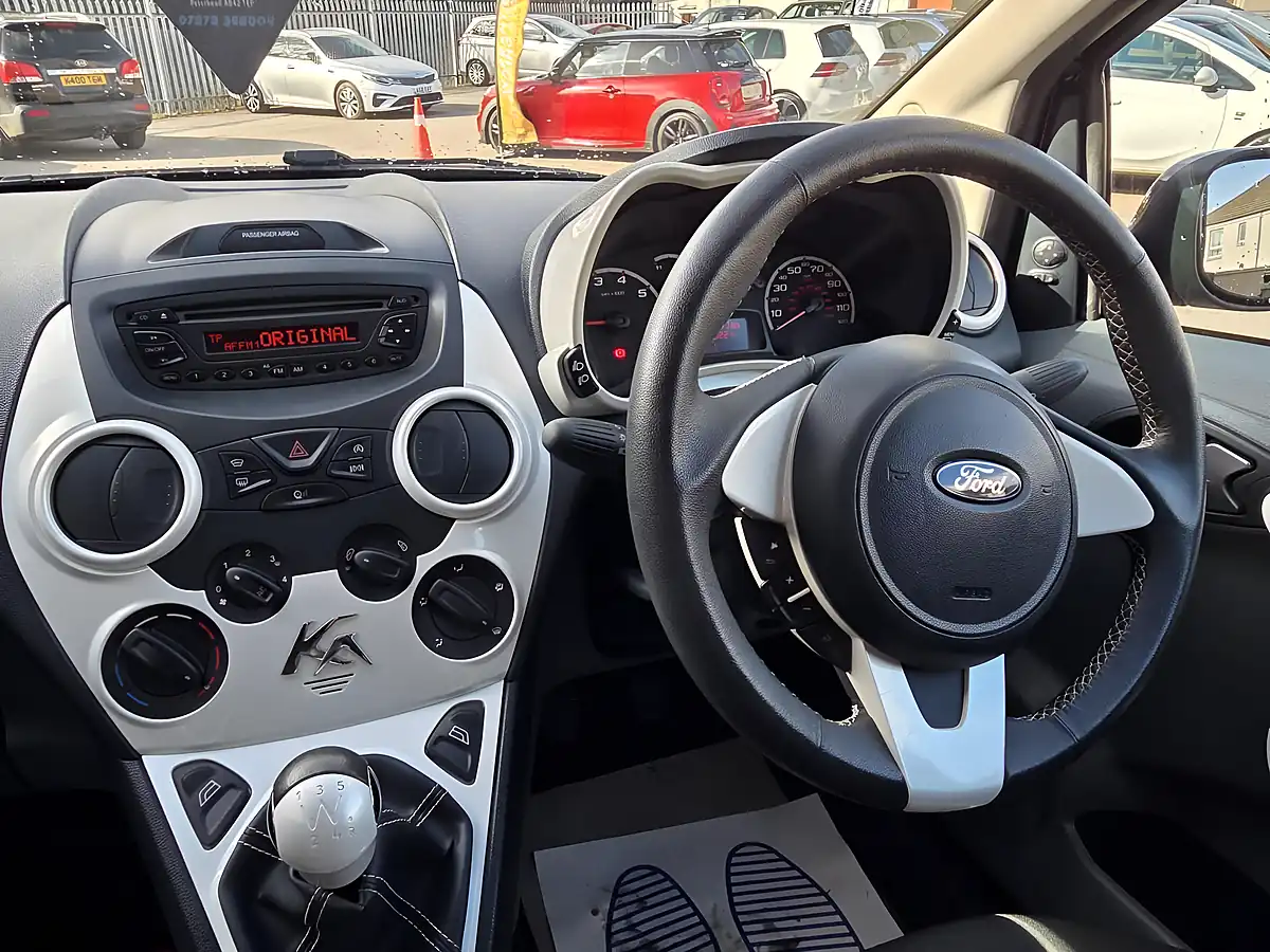 Used 2016 Ford Ka Zetec Black Edition Black - Interior and Exterior details 7