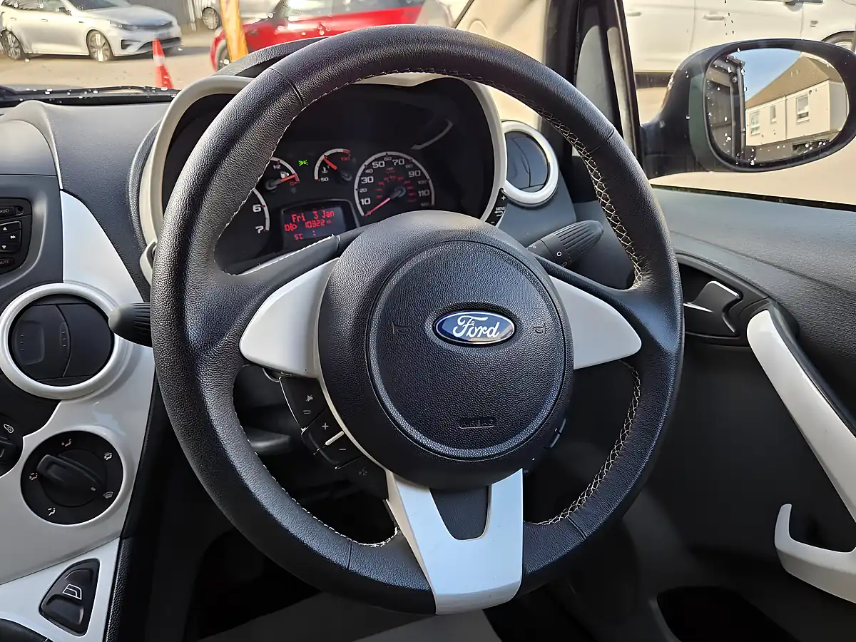 Used 2016 Ford Ka Zetec Black Edition Black - Interior and Exterior details 8