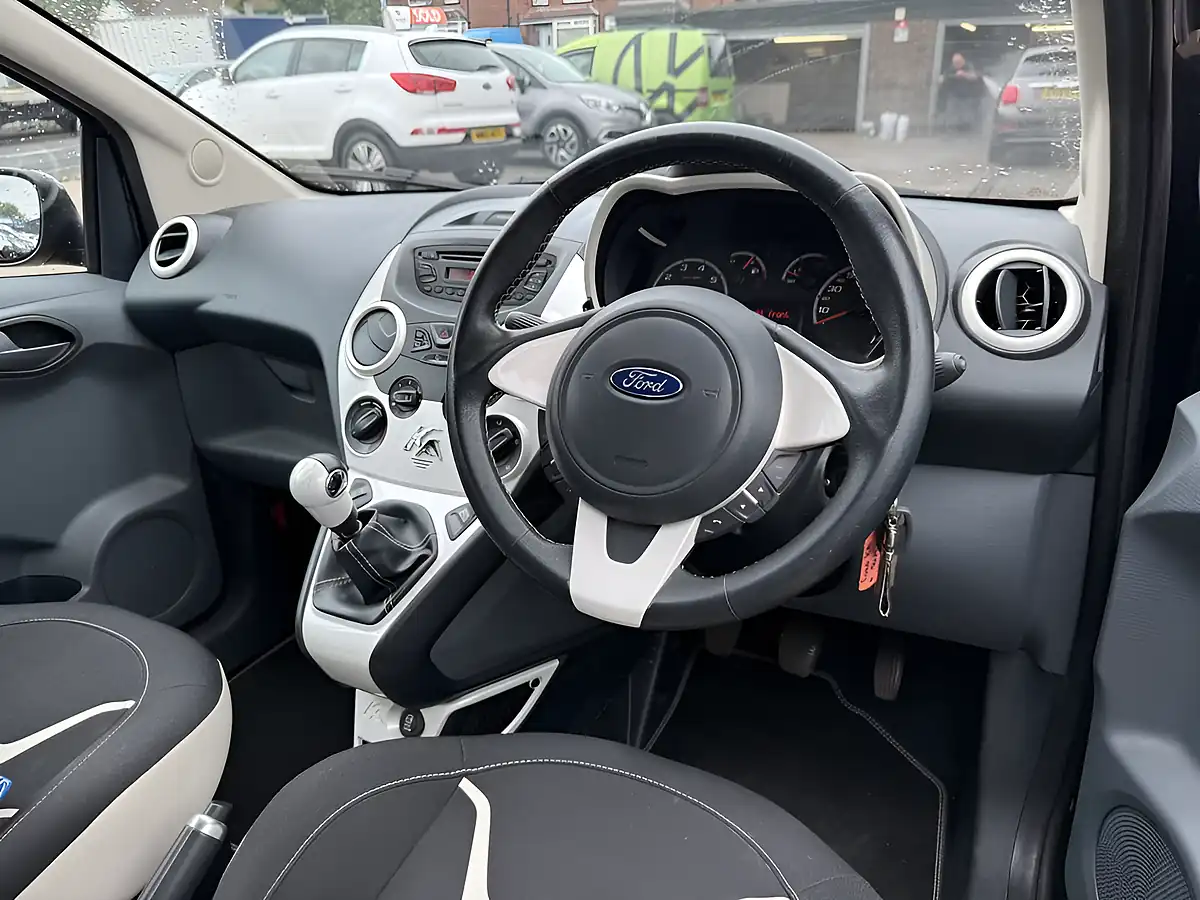 Used 2016 Ford Ka Zetec Black Edition Black - Interior and Exterior details 10