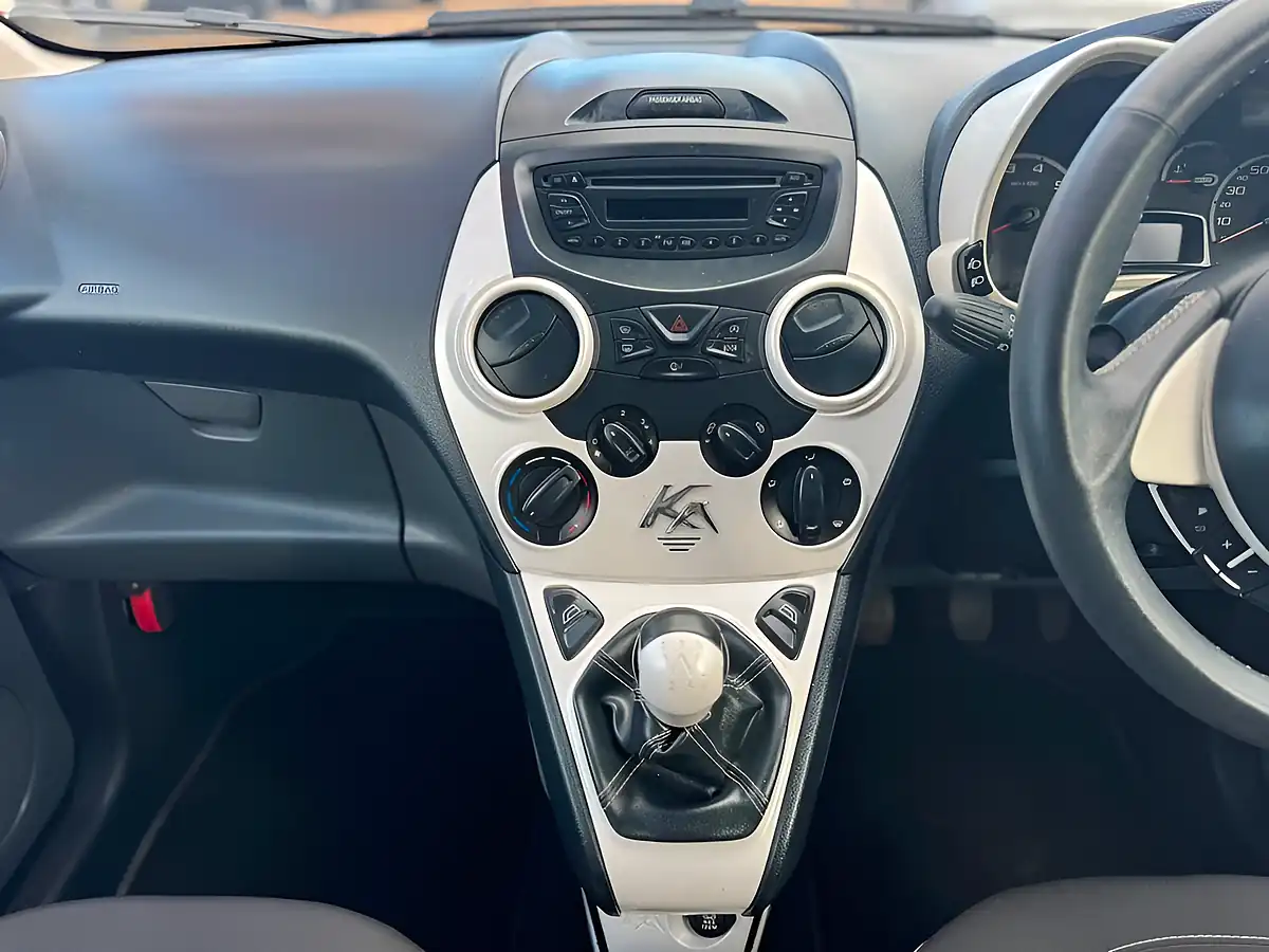 Used 2016 Ford Ka Zetec Black Edition Black - Interior and Exterior details 11