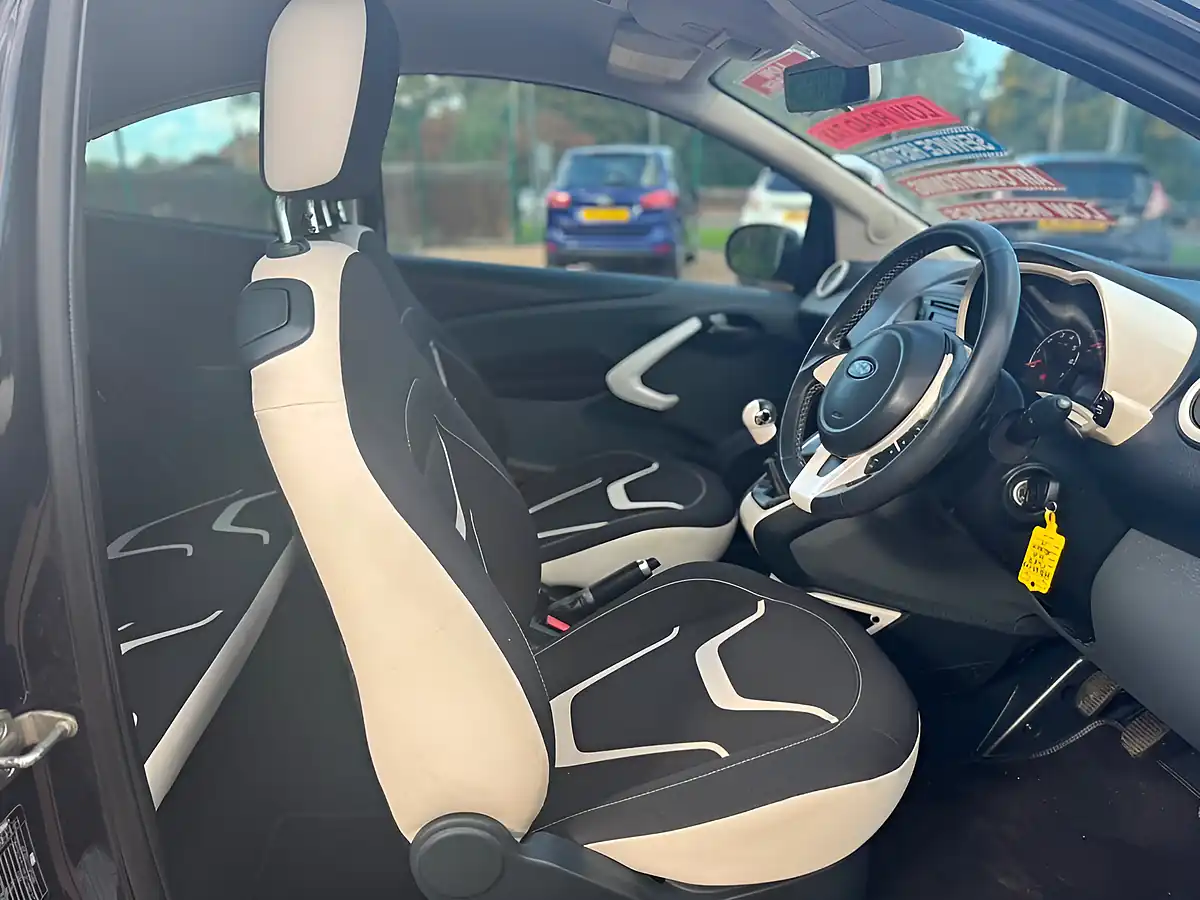 Used 2016 Ford Ka Zetec Black Edition Black - Interior and Exterior details 8