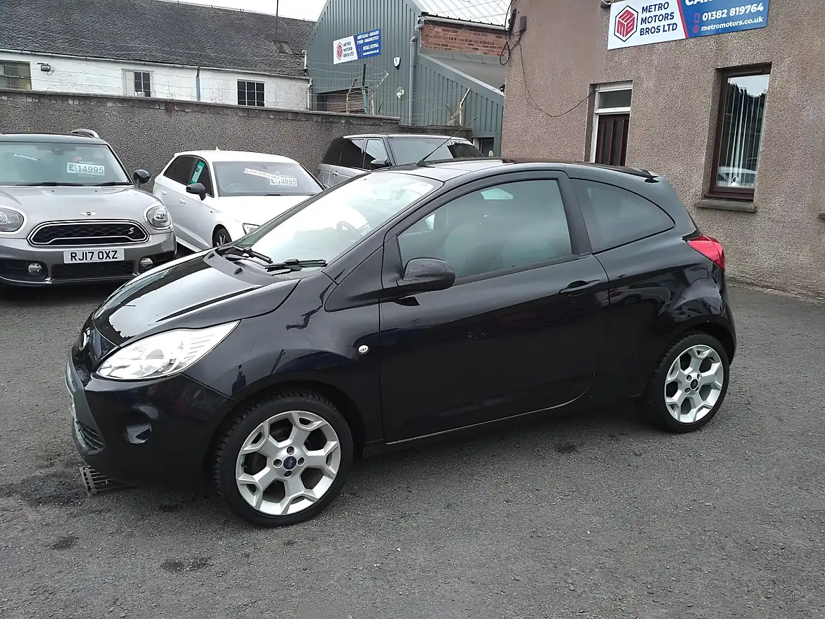 Used 2016 Ford Ka Zetec Black - Interior and Exterior details 2