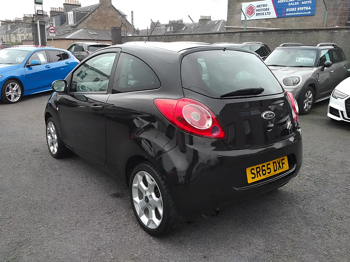Used 2016 Ford Ka Zetec Black - Interior and Exterior details 4