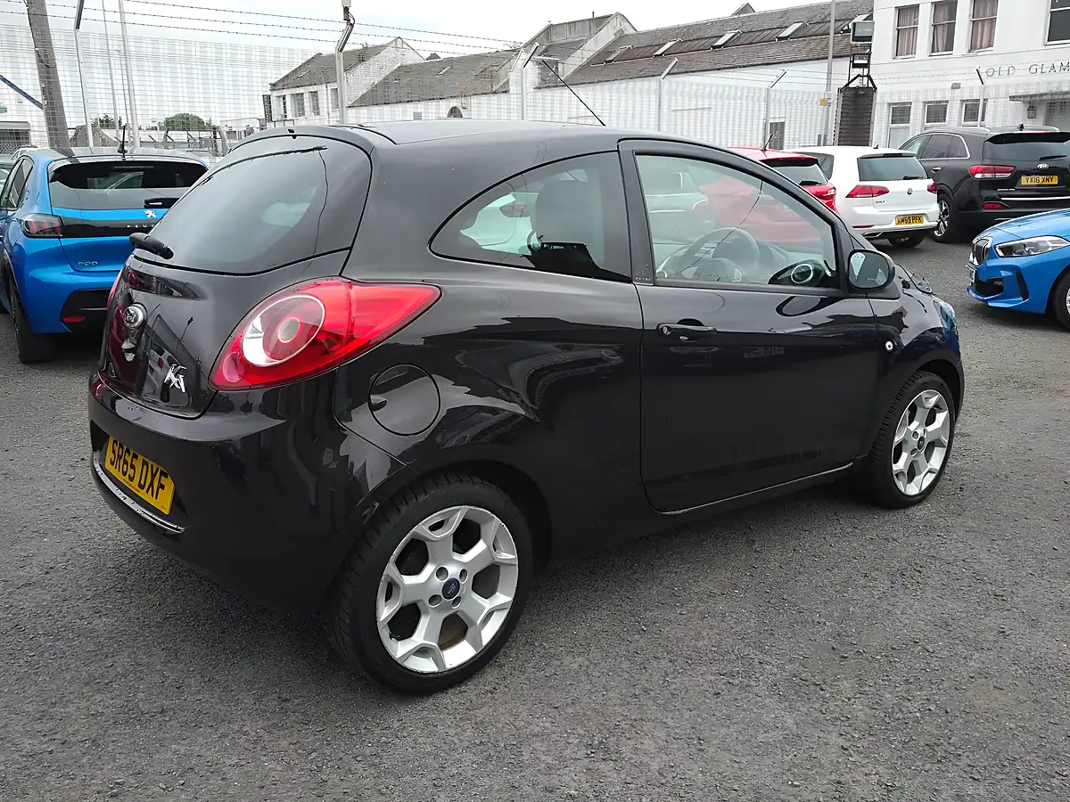Used 2016 Ford Ka Zetec Black - Interior and Exterior details 6