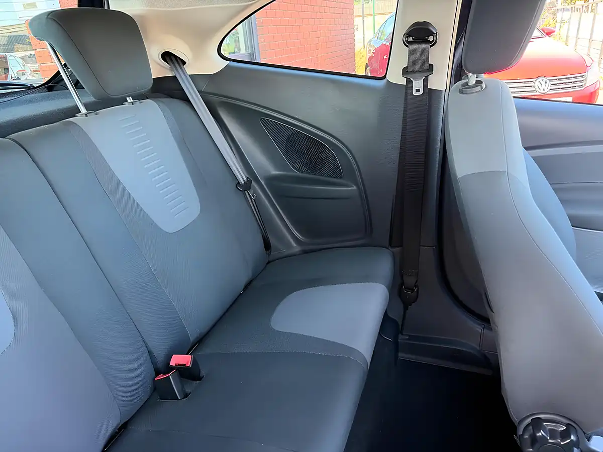 Used 2016 Ford Ka Zetec Black - Interior and Exterior details 19