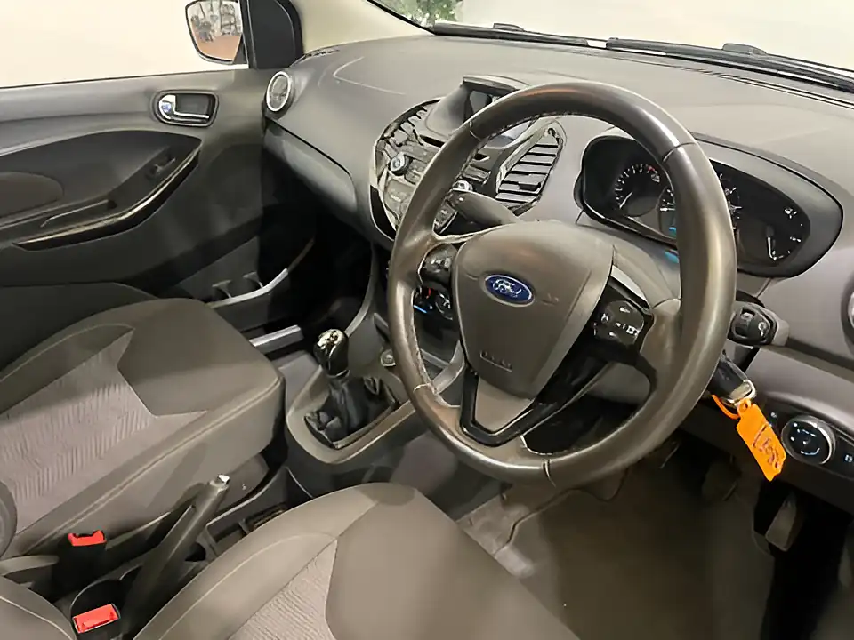 Used 2016 Ford Ka+ Zetec Grey - Interior and Exterior details 3