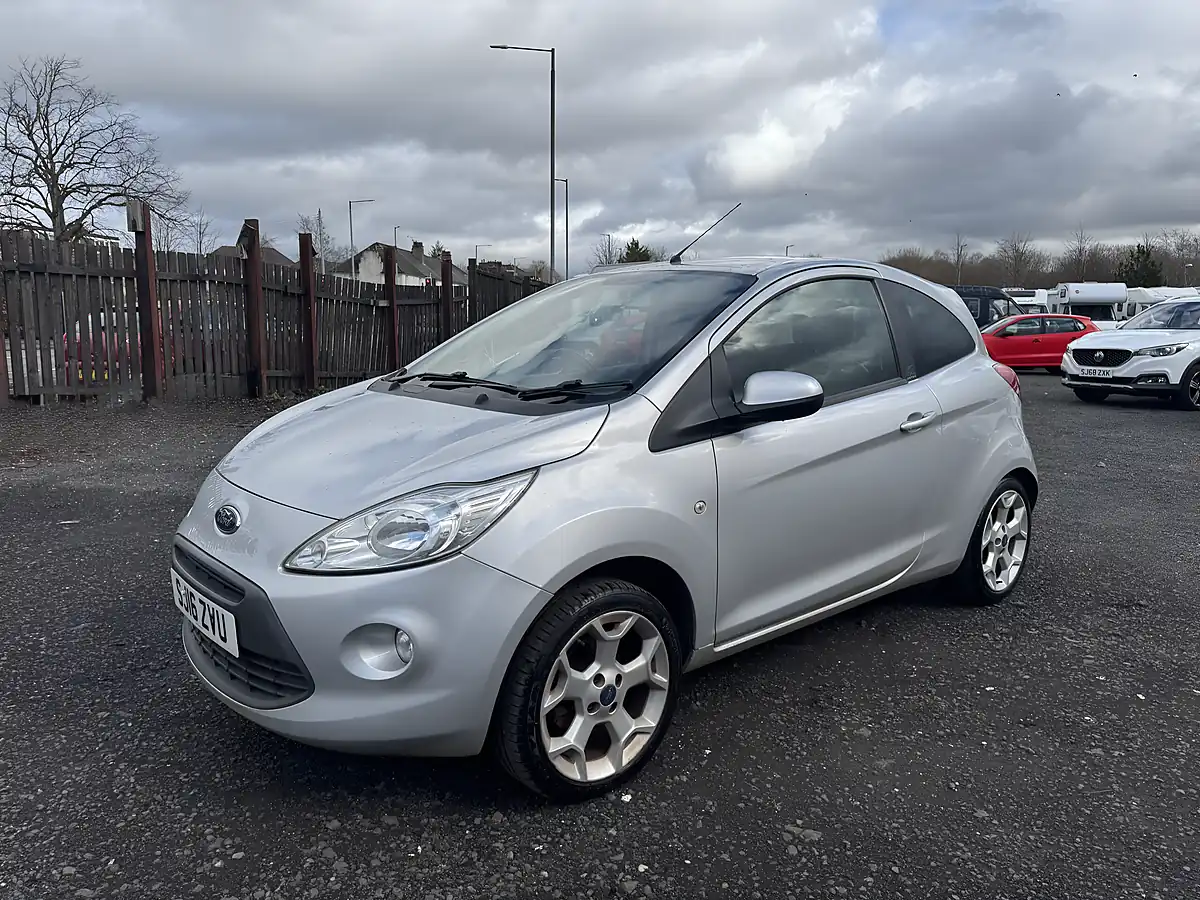 Used 2016 Ford Ka Zetec Silver - Interior and Exterior details 11