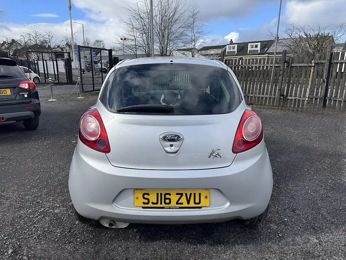 Used 2016 Ford Ka Zetec Silver - Interior and Exterior details 4